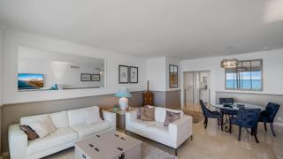 Beach-line apartment with 3 bedrooms in Estepona - Estepona - 4
