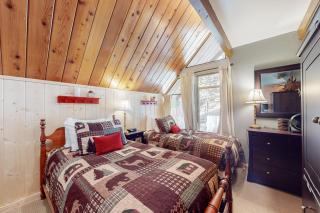 Annandale Manor - Lake Arrowhead - 1