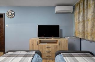Top Center, Sea Garden, Brand New Studio - Majestic - 5