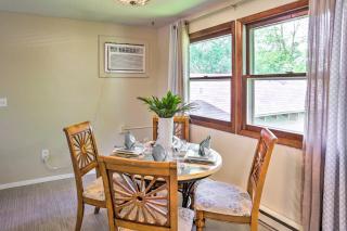 Charming Rapid City Apartment Walk to Lake! - Rapid City - 2