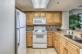 Access to Pool, Beach Ocean-View Myrtle Beach Apt - 2