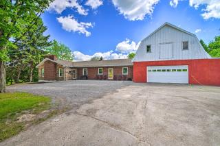 Roomy Montour Falls Retreat w/ Private Pool! - 6