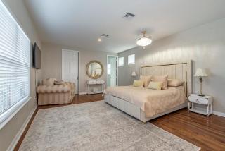 Vacation home with pool. 4 bedrooms. Sleeps 10 - Naples - 3