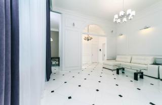 Luxury beatiful apartment on Pyshkinska street - Kiev - 7