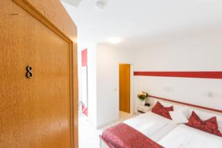 Hotel Weinhaus Wiedemann - Ginsheim-Gustavsburg - 2