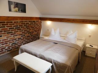 Blumenwerkstatt mit Sauna und Jacuzzi - 4