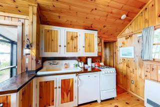 Wellhouse Cottage - 2