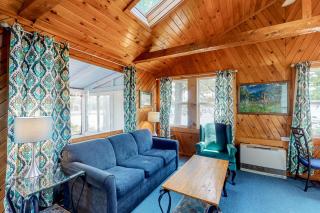 Pines Cottage - Standish - 1