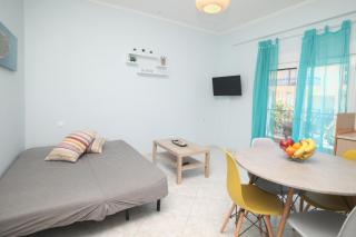 Blue Deluxe Apartment - 2