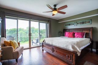Penthouse Paradise - Fireplace and Mountain View - 7
