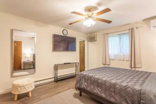 Cozy Poconos Ranch Home with Pool Access, Near Lake! - Gouldsboro - 4