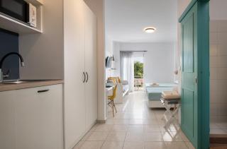 Kochyli Beach Studios - Nea Plagia - 4