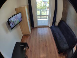 2110 Zwycięstwa 5N - Tanie Pokoje w Apartamencie - samodzielne zameldowanie - self check in - Poznań - 1