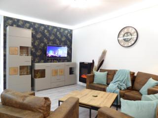 Glamory Winterberg Ferienwohnung Pool Sauna Wifi 6 Personen near Ski Lift Balkon PS4 - 8