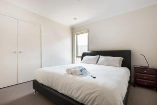 Holiday Rental 6 KING BD 12PPL - 7