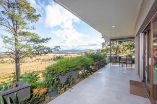 Sovereign Hill Country Estate - Lovedale - 1