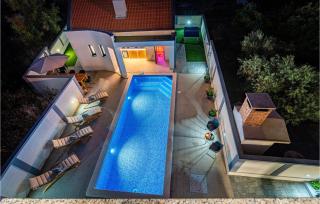 Nice Home In Zadar With Sauna - 1