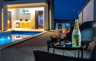 Nice Home In Zadar With Sauna - 9