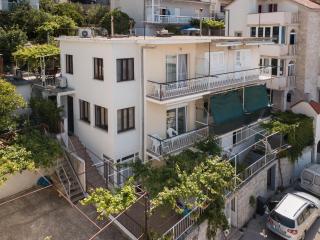 Apartments Antonija - Omiš - 0