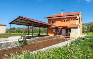 Gorgeous Home In Dugopolje With Kitchen - 5