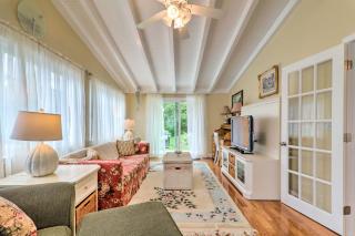Charming Hyannis Cottage 1 Mi to Beach! - Hyannis - 3