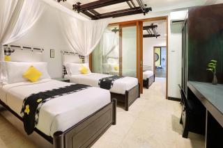 Legian Beach Hotel - Legian - 4