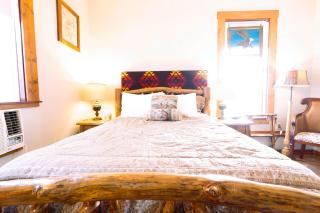 Oak Tree Hotel - Enjoy all inclusive Snack Beverages Wine & Beer During the Stay - Arcadia - 2