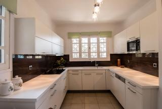 Azzuro Beach House - On the Beach & Private Pool, by ZanteWize - 7