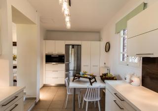 Azzuro Beach House - On the Beach & Private Pool, by ZanteWize - 5