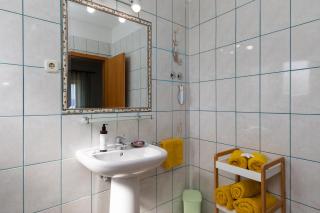Apartments Paloc - Yellow - Bol - 5
