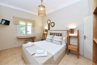 Cristina's House - Adamantas - 9