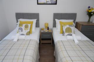 2BedRm-4guests-Parking-NearStation - London - 3