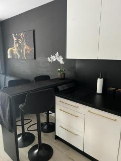 Black Amber - 2