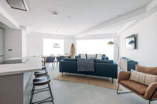 Luxury Family Apartment with sea views - 2