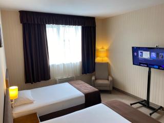 Hotel 7ya - Krasnosilske - 3