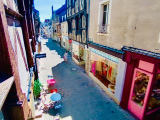 2 pièces totalement rénové au cœur de Bourges - Bourges - 3