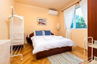 The Cozy Home 1-Bedroom in Central Plovdiv by Flat Mаnager - Plovdiv - 9
