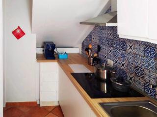 Appartamento in centro su strada privata - 9