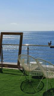 BEDWAVE Seaside Mansion - Pireo - 5