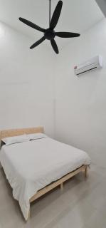 Voon 4 bedroom homestay Mersing - Mersing - 3