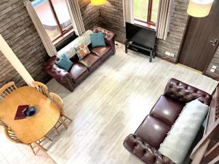 Primrose 20-Woodland Lodges-Carmarthen-Pembroke - 5