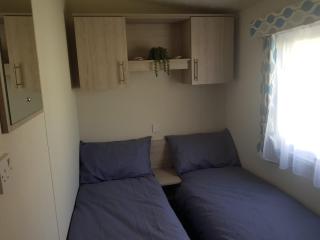 St Osyth New Holiday Home - Jaywick Sands - 3