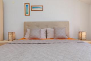 Apartments Paloc - Orange - Bol - 2