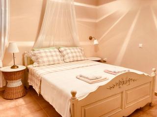 Lux House next to the Airport of Athens. Transport 24h - Artemida - 5