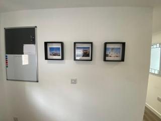 Modern 2 bedroom apartment, with car parking. - 7
