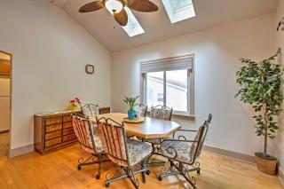 Cozy Union Pier House with Hot Tub, Deck and Backyard! - Union Pier - 4