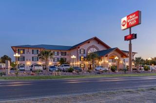 Best Western Plus Swiss Chalet Hotel & Suites - Pecos - 4