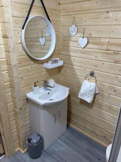 Hilltop Hideaway - Donegal - 7