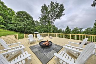 Huge Blairsville Cabin Game Room and Mtn View! - Blairsville - 0