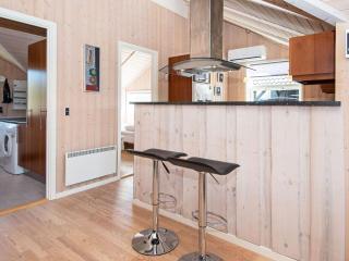 6 person holiday home in Hemmet - Falen - 4